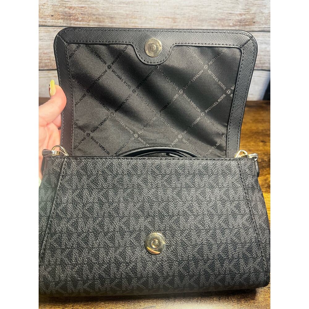 Michael Kors Medium Logo Convertible Crossbody Bag - Picture 7 of 10